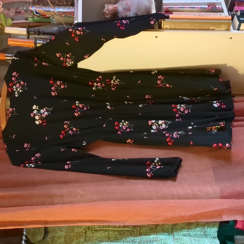 Express Ruffle Floral Mini Desss - Picture 7 of 8